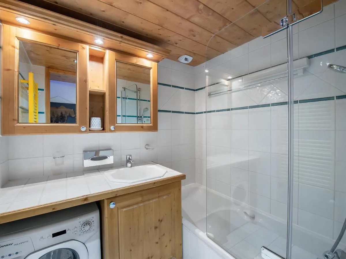 Appartement Moderne Proche Pistes Avec Acces Piscine Et Spa - Fr-1-566-53 Les Allues France